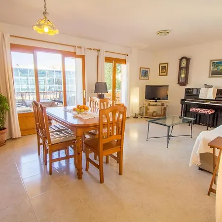 Apartman Lovely A Few Meters From The *